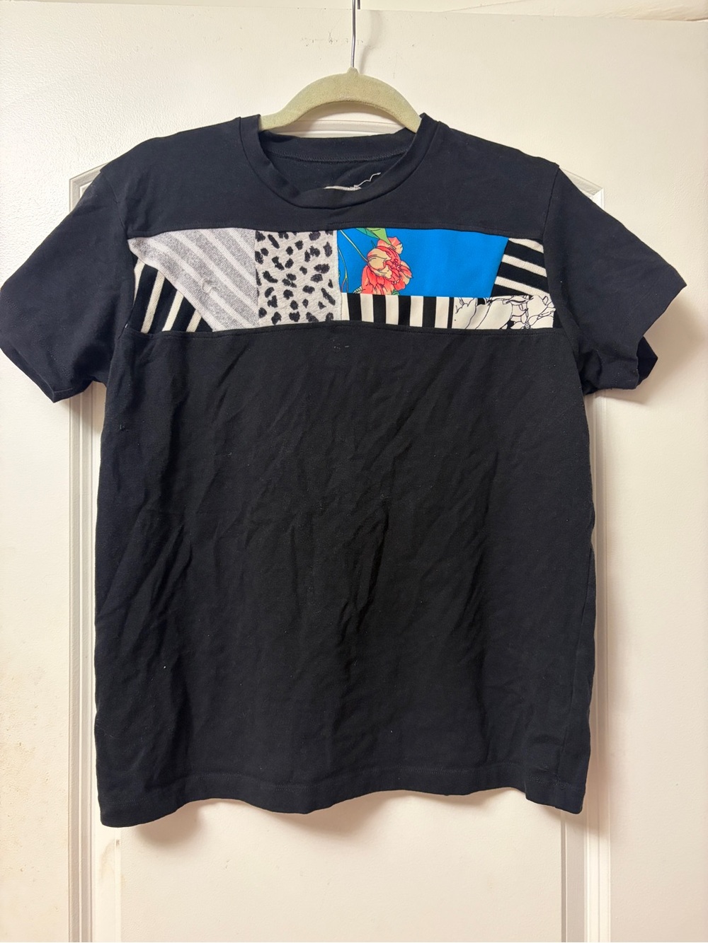 Zero Waste Daniel Black Short Sleeve Crewneck T‑Shirt with Blue Floral Patch